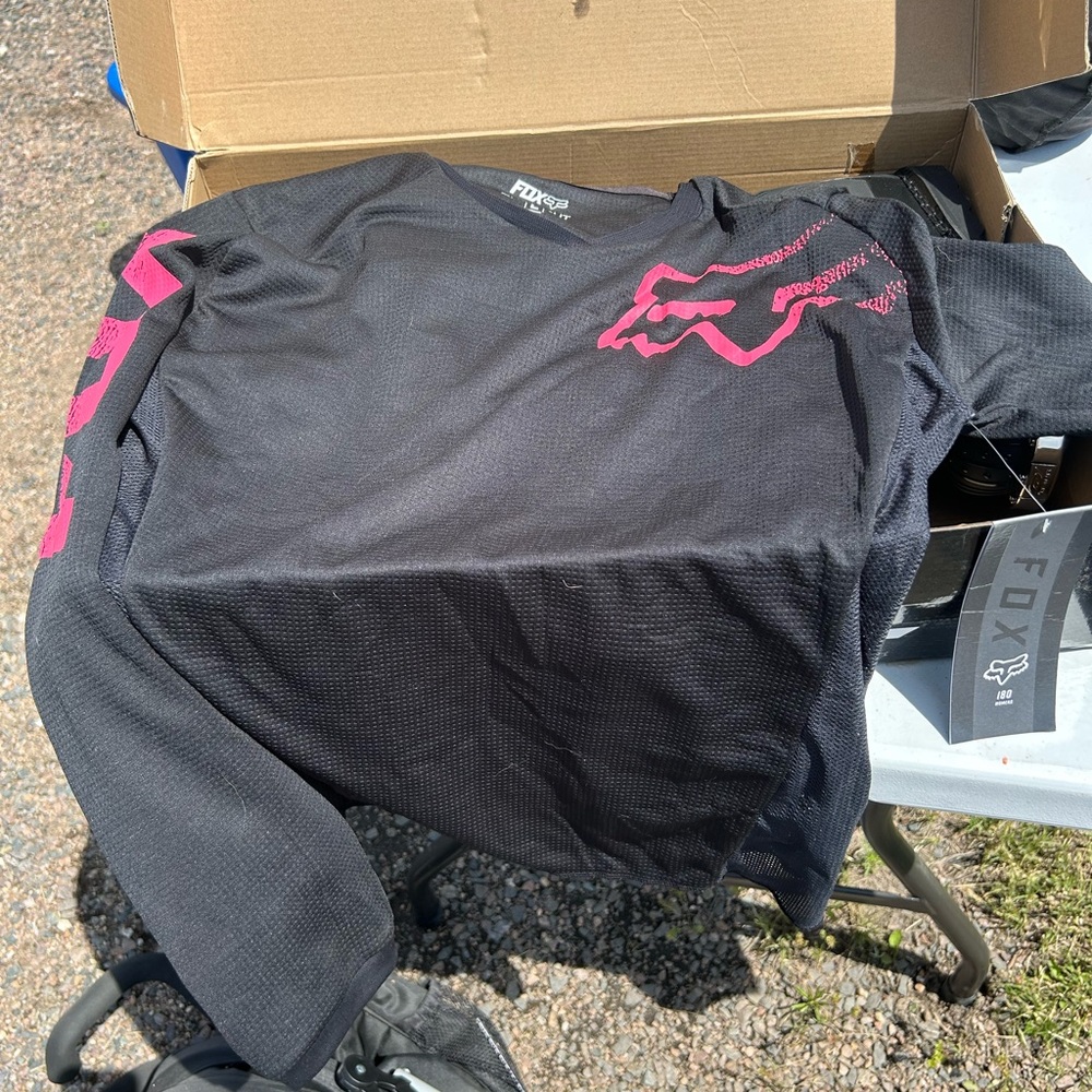 Fox Black and Pink Women's Top